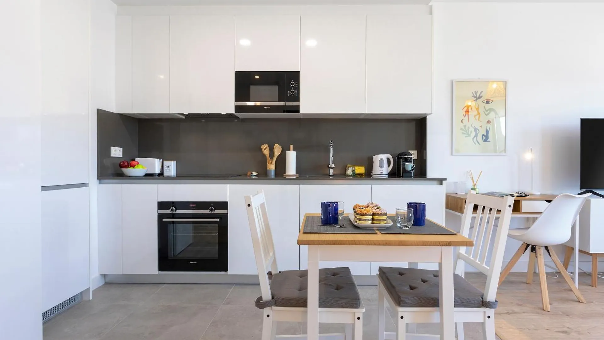 Estudio Con Vistas En Martiricos By Rent Me Apartment Malaga
