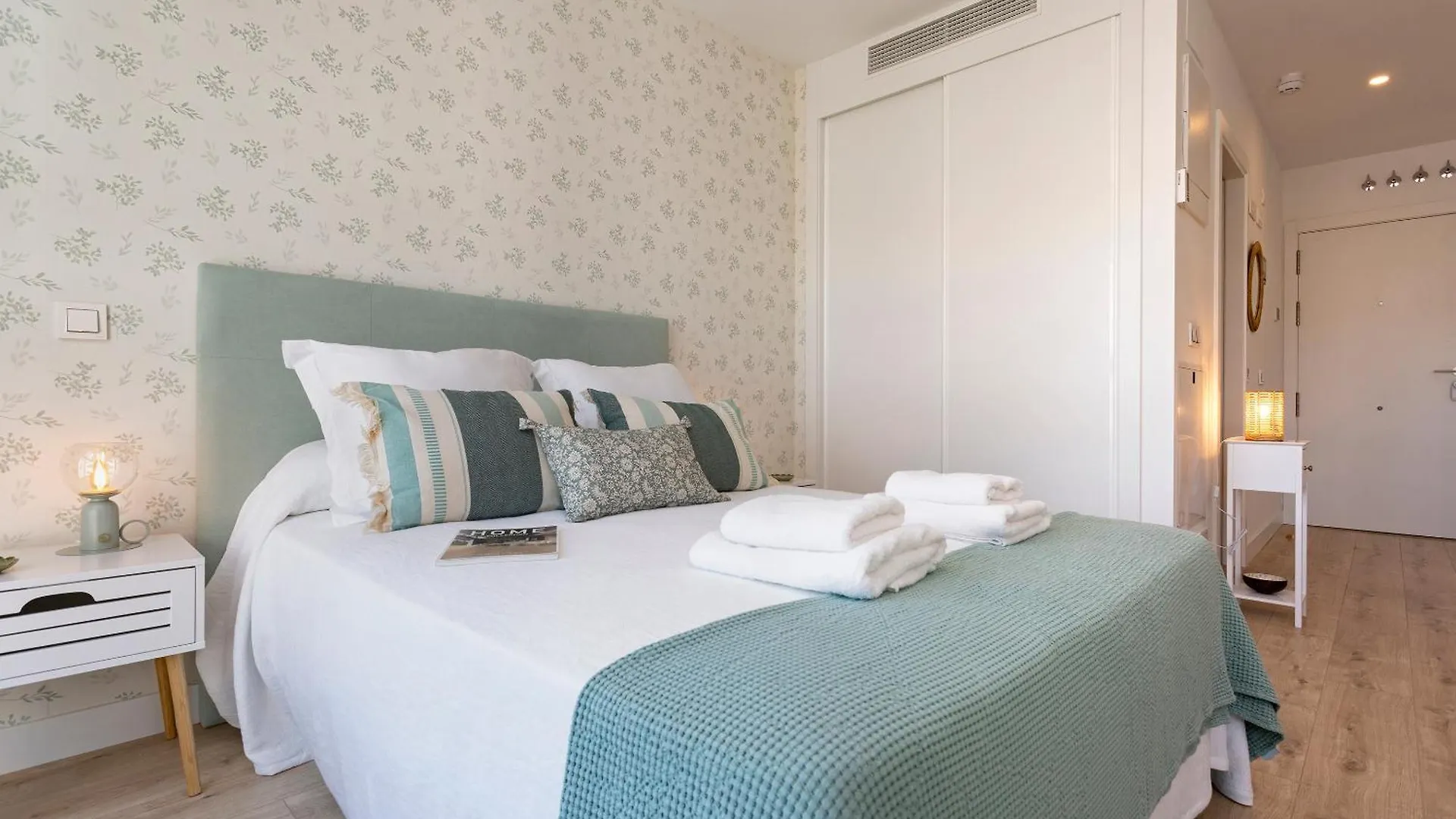 Estudio Con Vistas En Martiricos By Rent Me Apartment Malaga 0*,